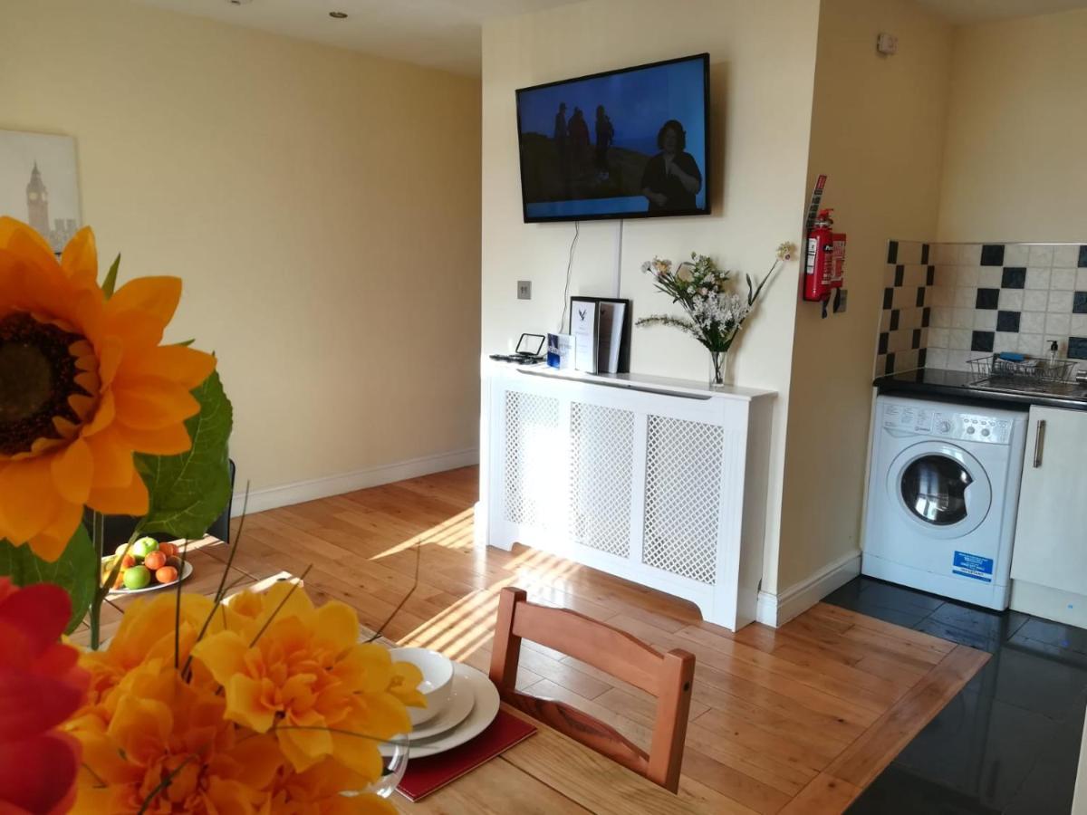 Bright, Modern 1 Bedroom Apartment, Uplands, Swansea Extérieur photo
